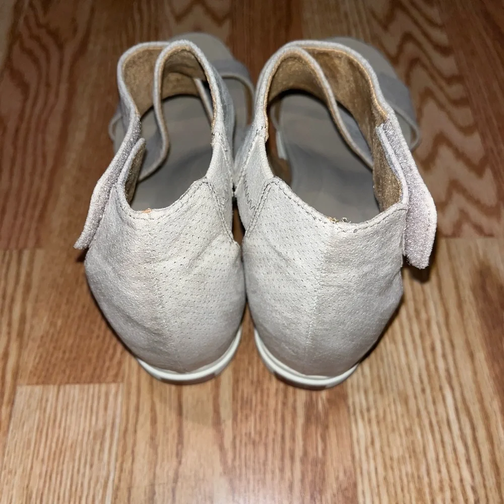 Comfortable Dr. Scholl’s sandals